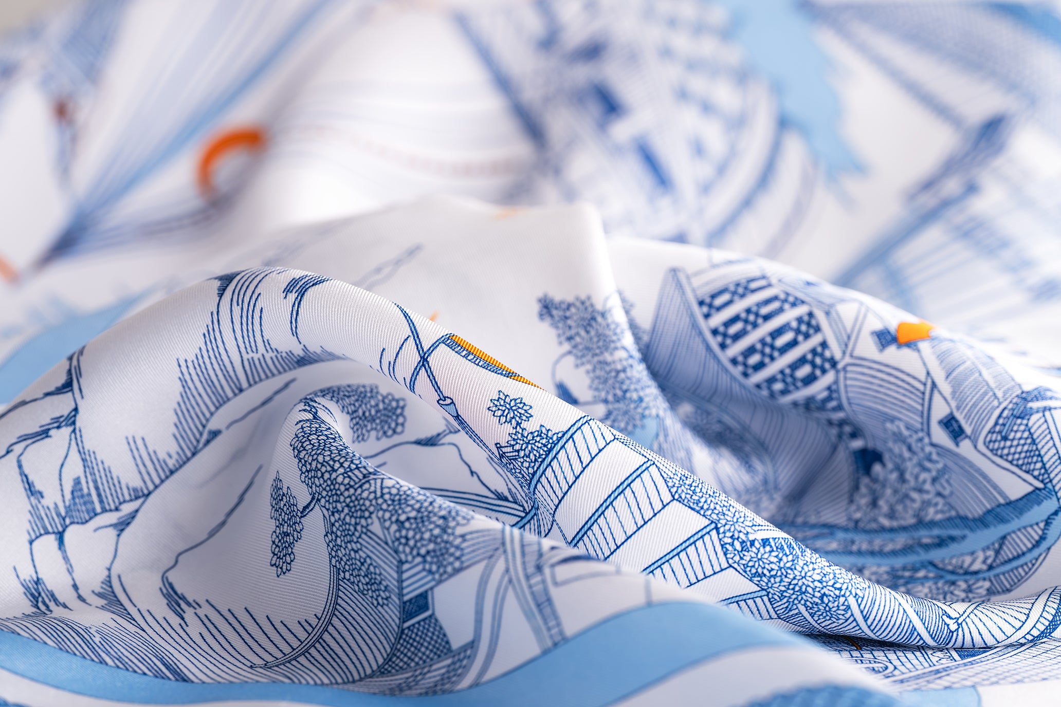 Dunhuang Light - Silk Scarf 90 x 90 cm