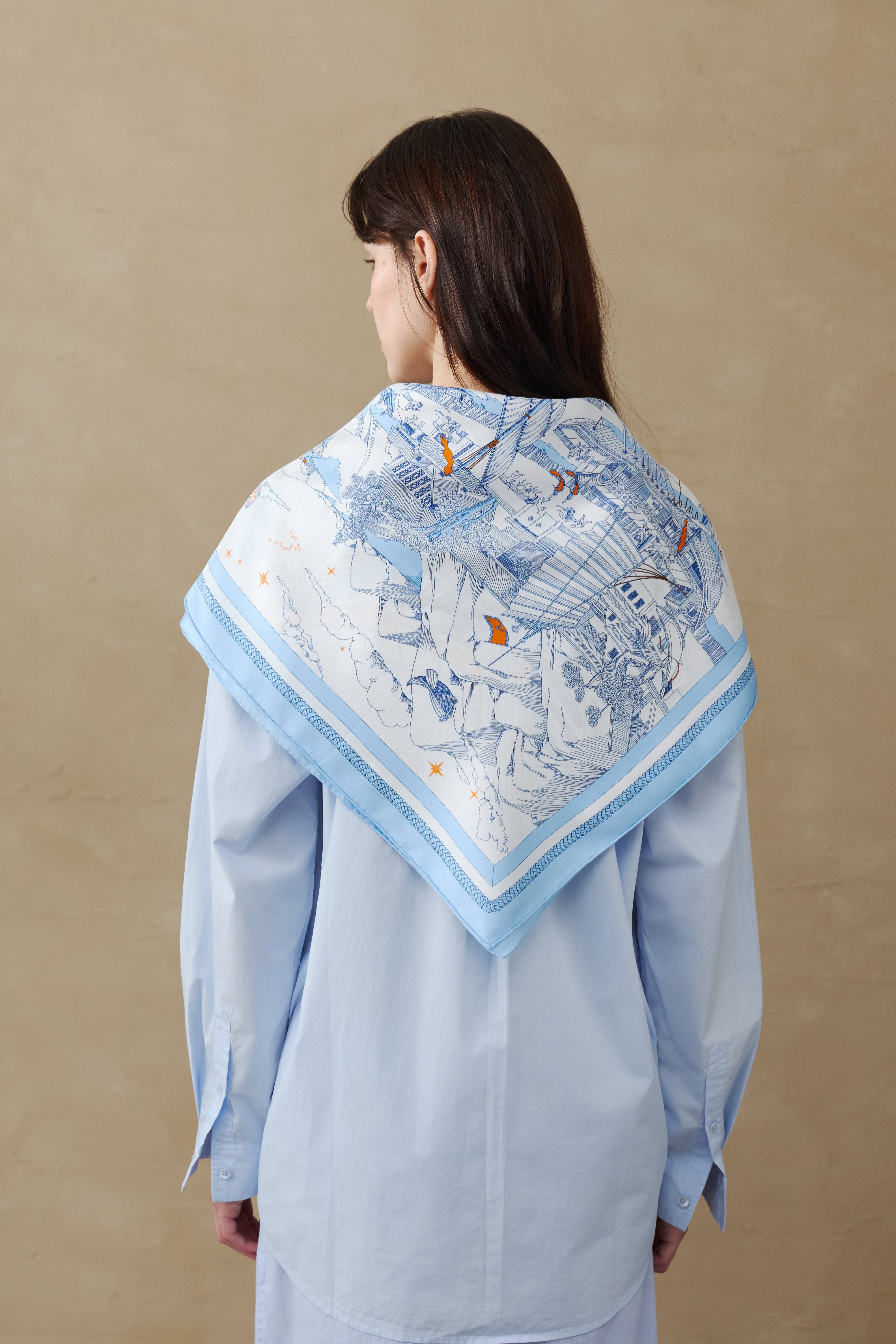 Dunhuang Light - Silk Scarf 90 x 90 cm